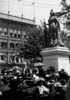 Original title:  Unveiling of the Victoria Monument by Lord Grey, Hamilton, Ont. 