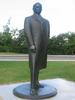 Titre original&nbsp;:    Description Statue de William Lyon Mackenzie King, Parlement du Canada, Ottawa Date 16 August 2006(2006-08-16) Source Own work Author User:Digging.holes

