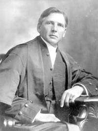 Titre original&nbsp;:  Chief Justice James Alexander MacDonald.